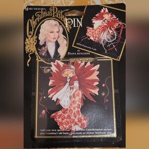 Vintage Daisy Kingdom Christmas Past Pin Craft Kit #0358 Poinsettia Lady Dress